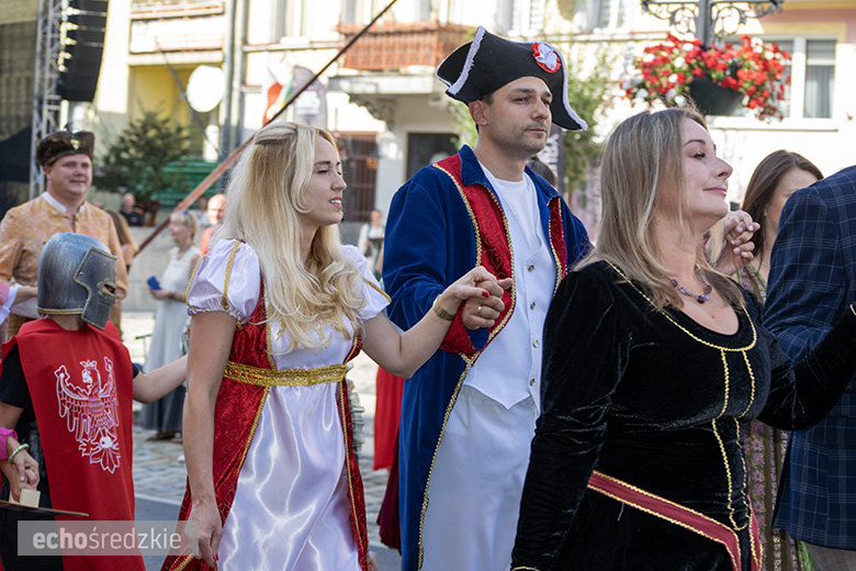 Deptanie winogron tradycyjnie rozpoczęło tegoroczne Święto Wina. Poznaliśmy Miss Winnego Grona