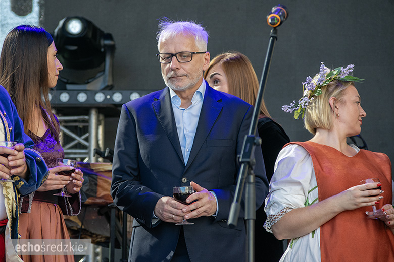 Deptanie winogron tradycyjnie rozpoczęło tegoroczne Święto Wina. Poznaliśmy Miss Winnego Grona