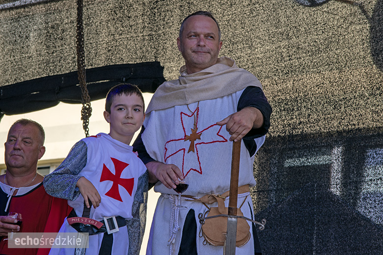 Deptanie winogron tradycyjnie rozpoczęło tegoroczne Święto Wina. Poznaliśmy Miss Winnego Grona