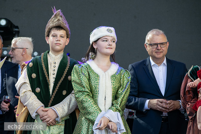 Deptanie winogron tradycyjnie rozpoczęło tegoroczne Święto Wina. Poznaliśmy Miss Winnego Grona