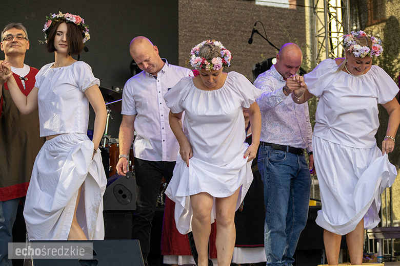 Deptanie winogron tradycyjnie rozpoczęło tegoroczne Święto Wina. Poznaliśmy Miss Winnego Grona