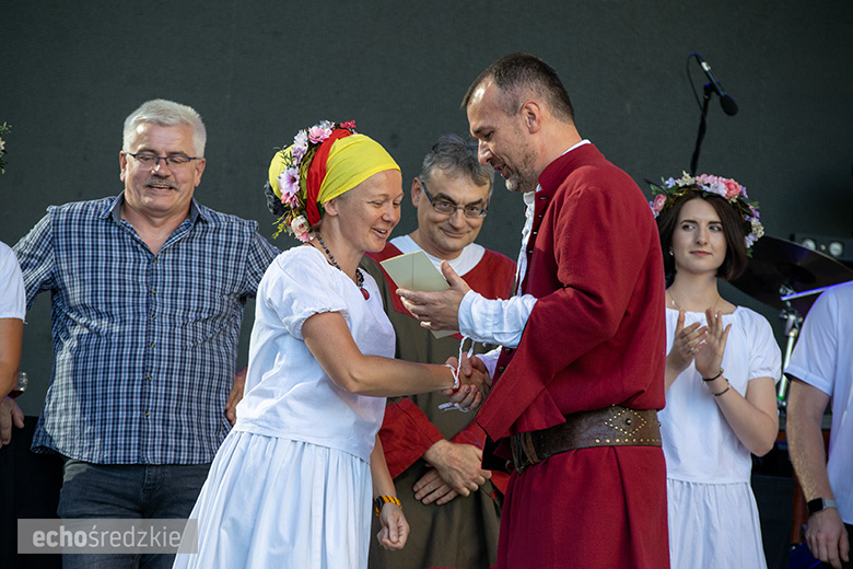Deptanie winogron tradycyjnie rozpoczęło tegoroczne Święto Wina. Poznaliśmy Miss Winnego Grona
