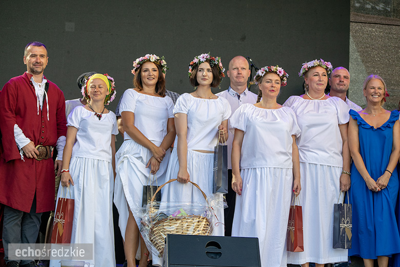 Deptanie winogron tradycyjnie rozpoczęło tegoroczne Święto Wina. Poznaliśmy Miss Winnego Grona