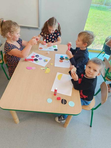 Międzynarodowy Dzień Kropki w Szczepanowie