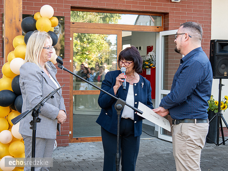 Oficjalne otwarcie świetlicy wiejskiej w Wichrowie