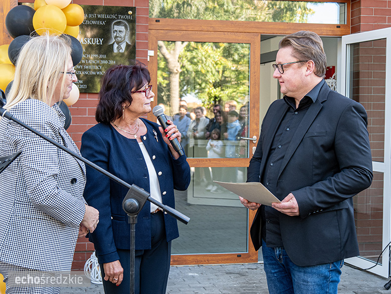 Oficjalne otwarcie świetlicy wiejskiej w Wichrowie