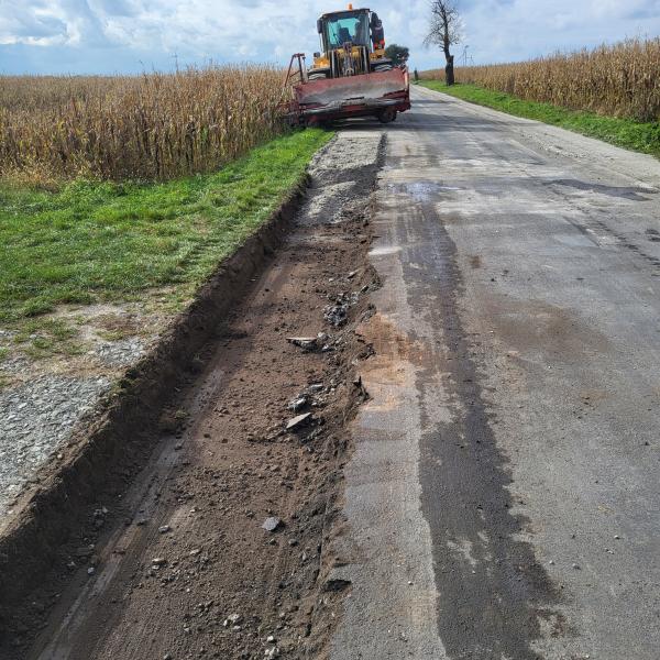 Przebudowa drogi relacji Piotrowice-Paździorno