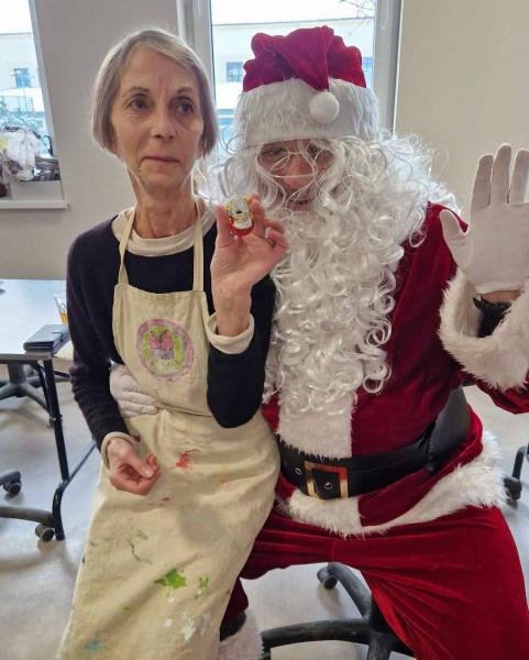 Świąteczne Elfy zaangażowały Seniorów w świąteczne przygotowania!