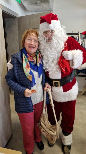 Świąteczne Elfy zaangażowały Seniorów w świąteczne przygotowania!