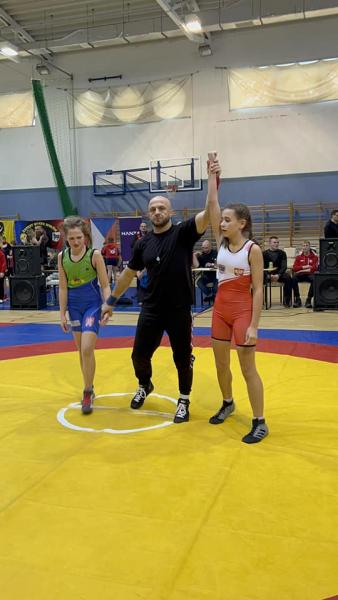 Zapaśnicy wrócili z medalami