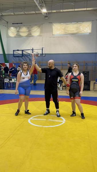 Zapaśnicy wrócili z medalami
