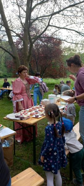 Gra terenowa na Zamku na Wodzie w Wojnowicach