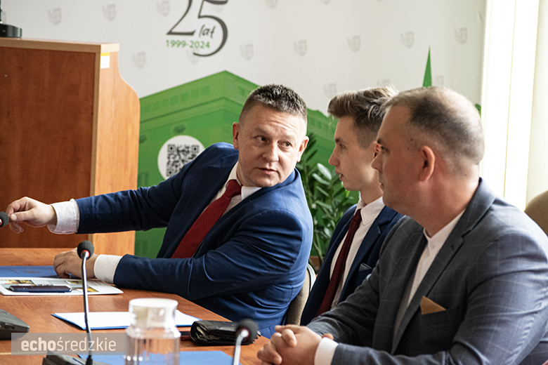 I sesja Rady Powiatu Średzkiego