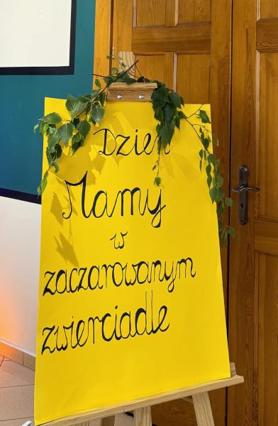 Dzień Mamy w średzkim Domu Kultury