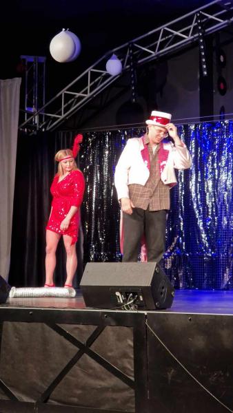 Aktorzy amatorzy zaprezentowali spektakl "Kto się boi Pani EŚ"