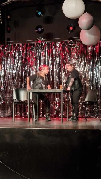 Aktorzy amatorzy zaprezentowali spektakl "Kto się boi Pani EŚ"