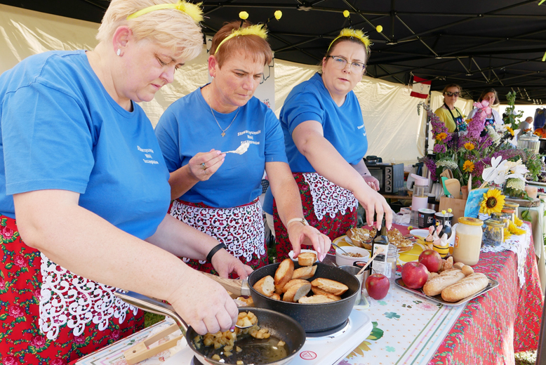 Wyłoniono mistrzów dania z miodem. W Lutyni odbył się Miodowy Piknik