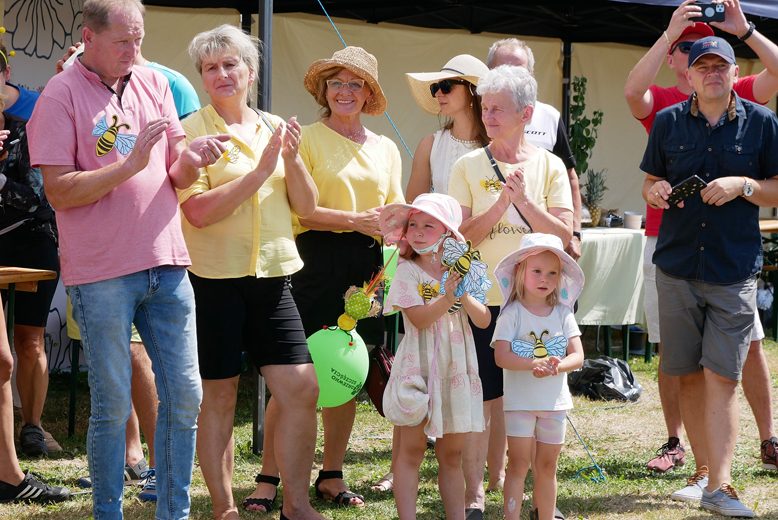 Wyłoniono mistrzów dania z miodem. W Lutyni odbył się Miodowy Piknik