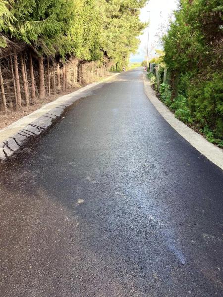 Zakończyła się przebudowa ulicy Świerkowej w Kostomłotach