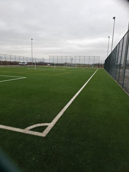 Nowe boisko w Kadłubie