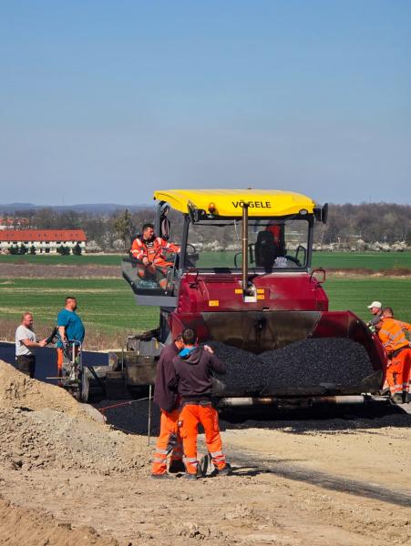 Prace przy przebudowie ulicy Jabłkowej