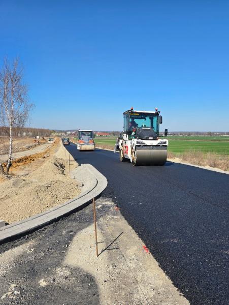 Prace przy przebudowie ulicy Jabłkowej