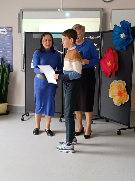 Wręczenie listów gratulacyjnych dla stypendystów