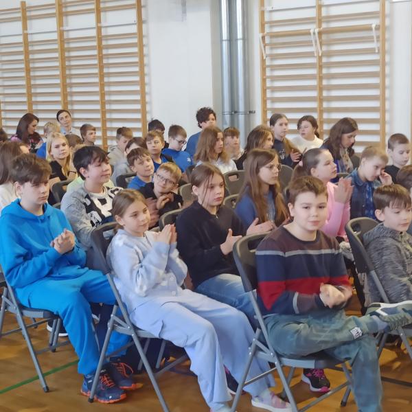 Wręczenie listów gratulacyjnych dla stypendystów