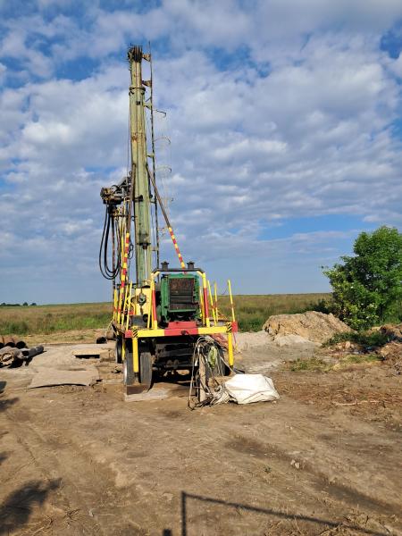 Trwają prace przy odwiertach i budowie rurociągów