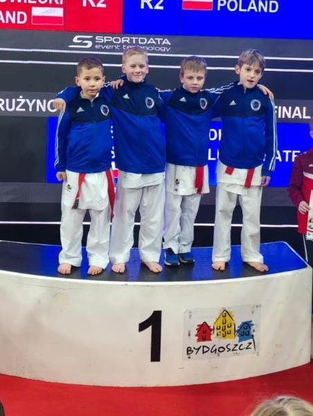 Silny występ młodych karateków