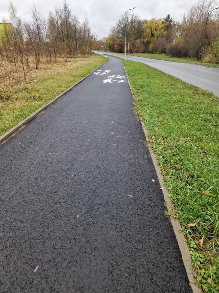 Nowa ścieżka pieszo-rowerowa przy Winogronowej zrealizowana przez IG2 Developer sp. z o.o. gotowa