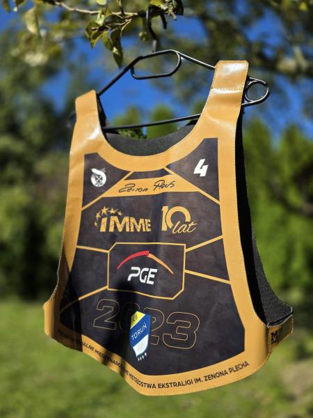 Działania stowarzyszenia "Serce z drugiej ręki"