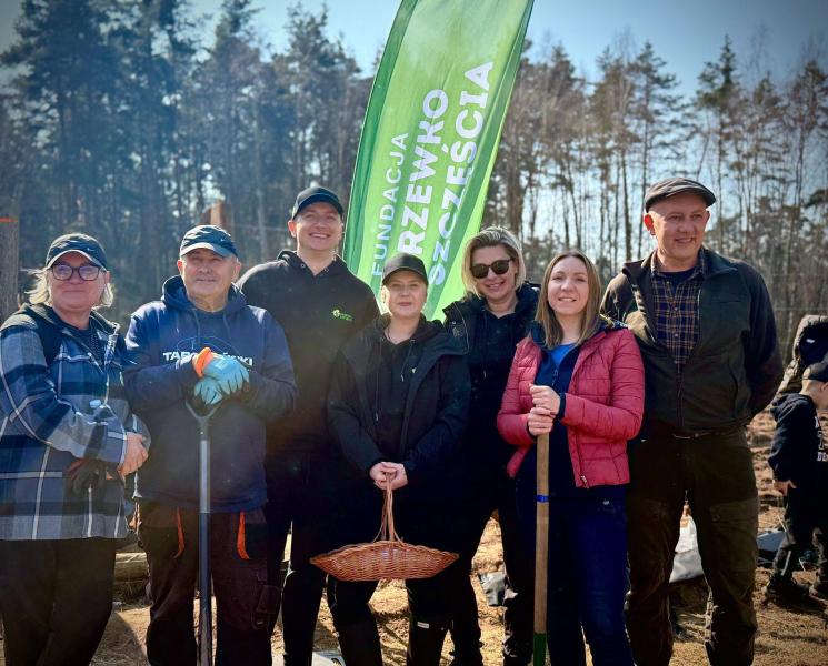 Wspólne sadzenie lasu
