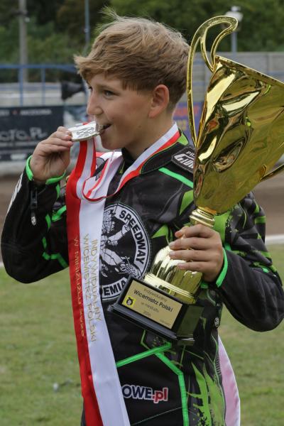 12-letni Filip Rojewski wicemistrzem Polski! Wielki sukces młodego żużlowca z Ciechowa [Zdjęcia]