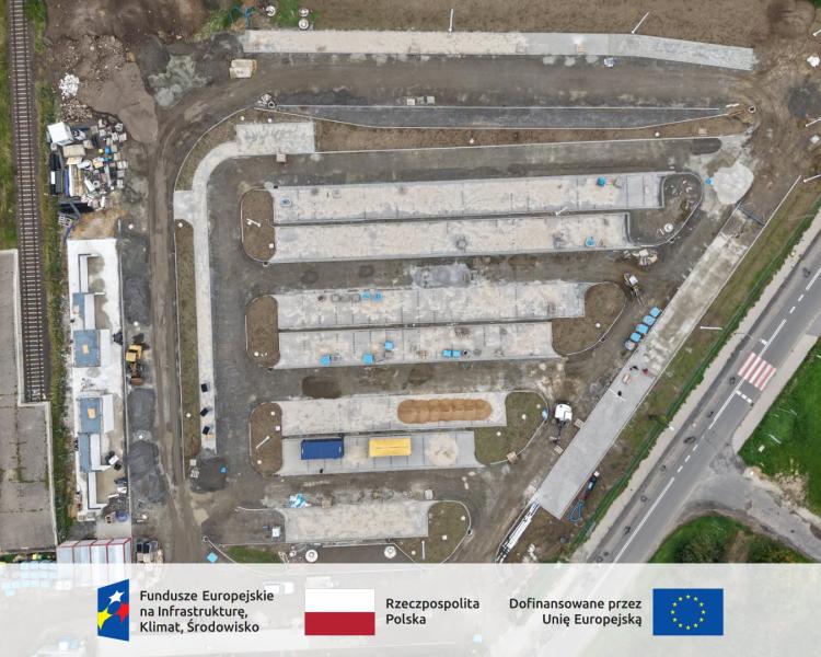 Inwestycja jest już na etapie, na którym coraz wyraźniej widać docelowy układ całego terenu