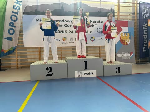 Znakomity występ zawodników UKS Karate ZSP Lutynia