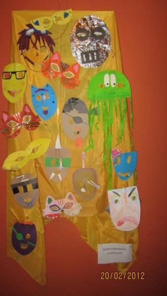 Pokonkursowa wystawa masek karnawałowych    