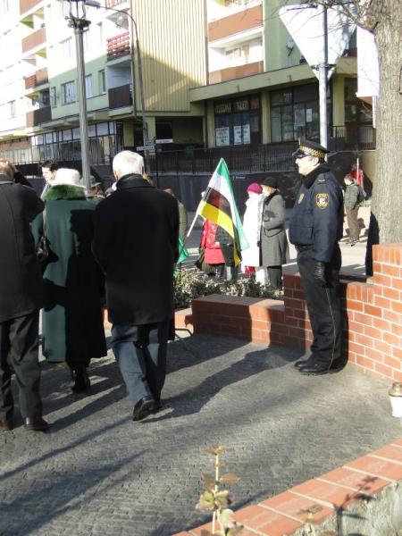 Uroczystości upamiętniające 71 rocznicę pierwszej masowej deportacji Polaków na Syberię