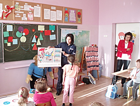 Bezpieczniej w kamizelkach odblaskowych