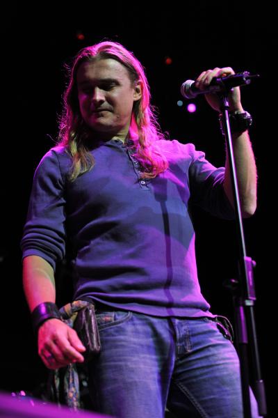 Wokalista Dżem solo