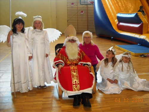 Mikołaj w SP nr 3 w Środzie Śląskiej
