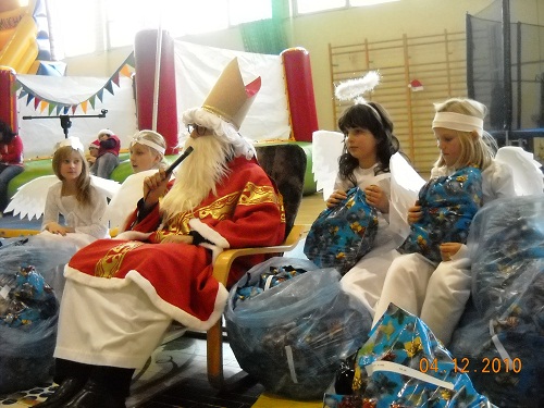 Mikołaj w SP nr 3 w Środzie Śląskiej