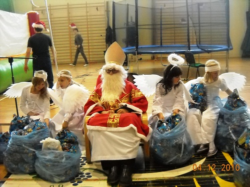 Mikołaj w SP nr 3 w Środzie Śląskiej