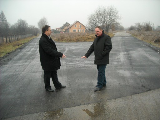 Nowe skrzyżowanie na drodze do Olbrachcic