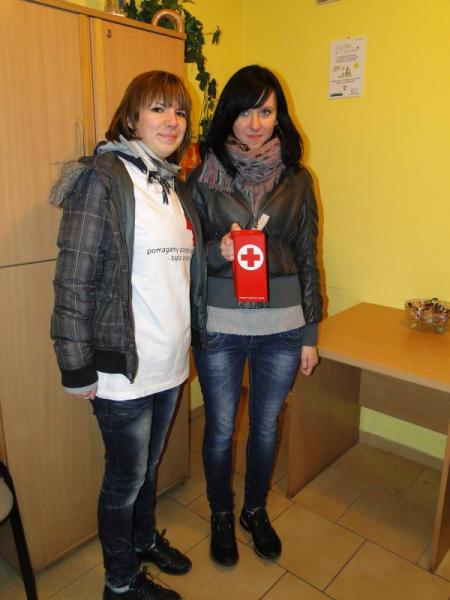 Pierwszy dzień akcji "Czerwonokrzyska gwiazdka" - Środa Śląska 2011