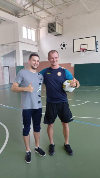 Na boisku w Kostomłotach świętowano zakończenie mijającego sezonu