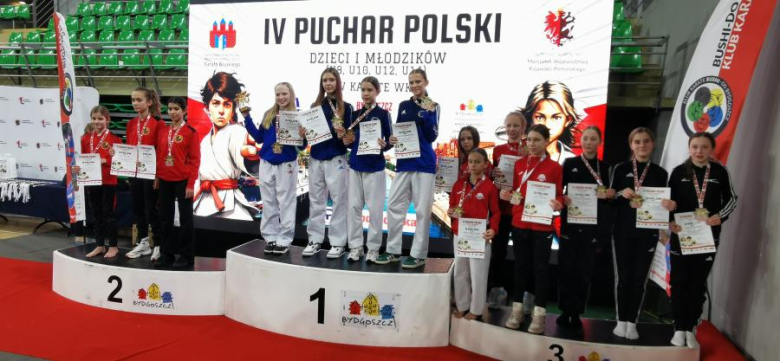 Silny występ młodych karateków