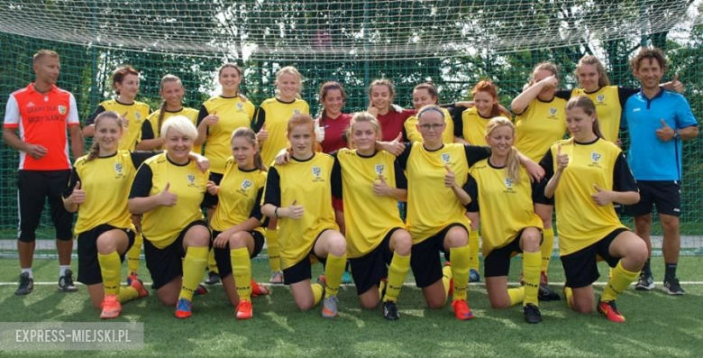 Debiutancki mecz "Skarbów"