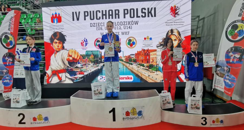 Silny występ młodych karateków