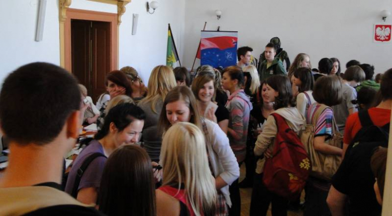 V Powiatowe Targi Pracy - Środa Śląska 2011